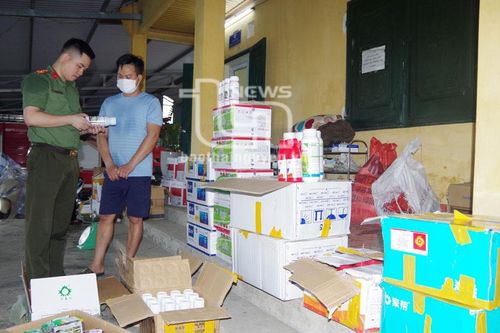 Thu giữ hơn 2.000 sản phẩm là thuốc bảo vệ thực vật và phân bón không rõ nguồn gốc