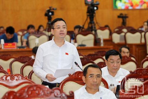Chất vấn nhiều nội dung về chính sách dân tộc, đào tạo lao động
