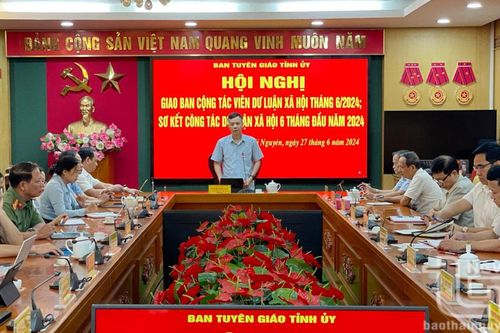 Đa dạng hóa hình thức nắm bắt thông tin, định hướng dư luận