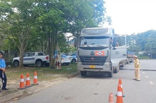 Quảng Nam: Kiểm tra tải trọng 179 lượt phương tiện trên Quốc lộ 14D trong tháng 5 và 6/2024
