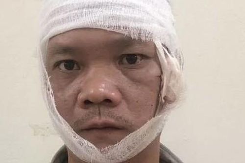 Bắt nghịch tử dùng dao chém cha tử vong, anh trai trọng thương