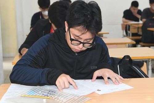 Đề Ngữ văn thi tốt nghiệp THPT năm 2024 được bảo mật tuyệt đối