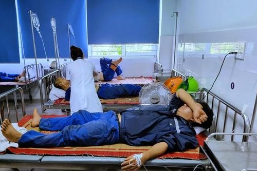 Tin mới nhất vụ hơn trăm công nhân đóng tàu nhập viện sau bữa ăn trưa