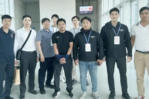Interpol Việt Nam bàn giao đối tượng truy nã lẩn trốn ở Hàn Quốc cho Công an Bắc Giang
