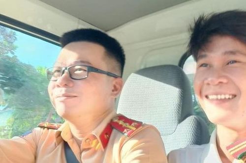 Hỗ trợ thí sinh bị hư xe đến điểm thi kịp thời
