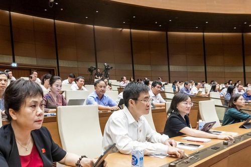 Quốc hội thông qua Luật sửa đổi, bổ sung một số điều của Luật Cảnh vệ