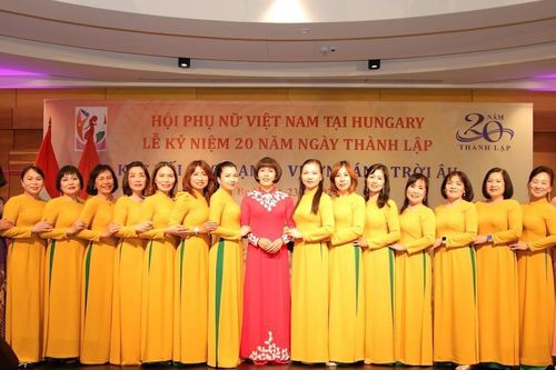 Phụ nữ Việt tại Hungary: Kết nối sức mạnh, vươn cánh trời Âu