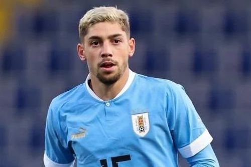 Valverde bùng nổ trong ngày Uruguay thắng đậm