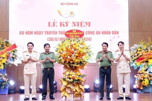 Xây dựng Tạp chí Công an nhân dân trở thành tạp chí đầu ngành của lực lượng