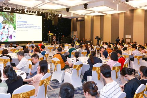 Hướng dẫn chi tiết về theo dõi đường huyết liên tục