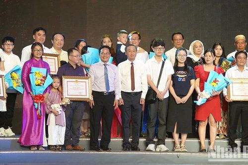 Khai mạc Ngày hội Thành phố Hồ Chí Minh
