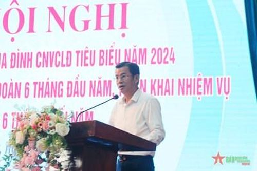 Thị xã Sơn Tây (TP Hà Nội): Biểu dương gia đình công nhân, viên chức, lao động tiêu biểu
