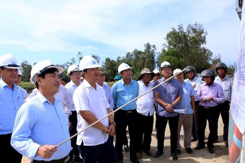 Phấn đấu bàn giao 100% mặt bằng trước ngày 30-7-2024