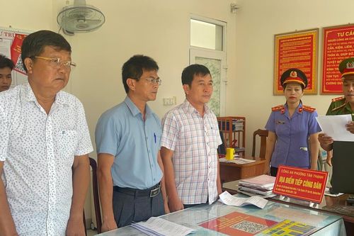 Bắt tạm giam ban Giám đốc Trung tâm giáo dục nghề nghiệp giao thông vận tải Quảng Nam