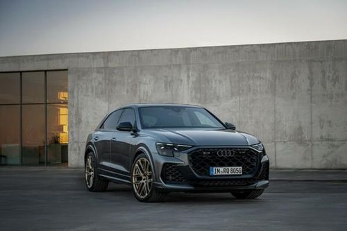 Audi RS Q8 2025 từ 141.900 USD lập kỷ lục tại 'địa ngục xanh'