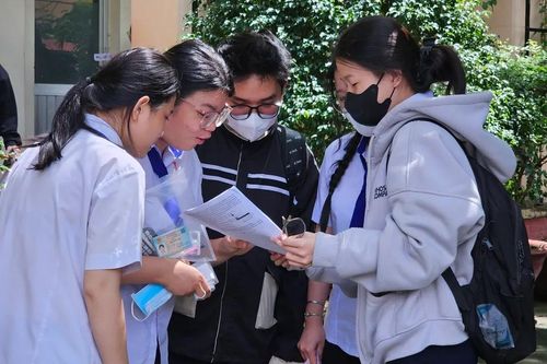 Đề thi tổ hợp bám sát chương trình học, phân loại tốt