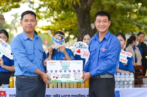Tuổi trẻ TT Huế đồng hành cùng sĩ tử thi tốt nghiệp THPT