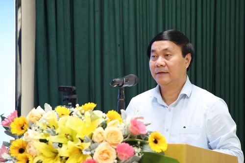 Chủ tịch nước phong tặng danh hiệu Nhà giáo Nhân dân cho 21 cá nhân