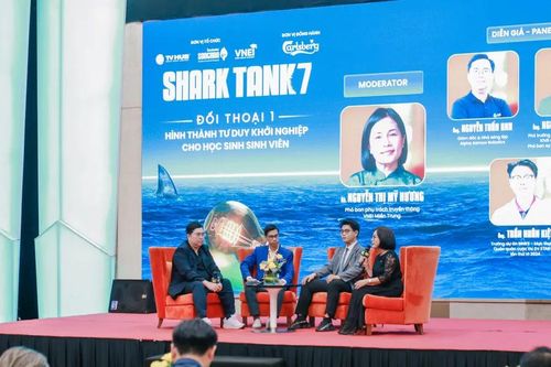 Chuyên gia thảo luận về cách hình thành tư duy khởi nghiệp cho sinh viên