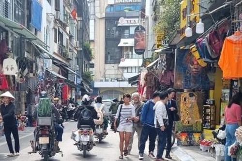 Đề xuất thí điểm cho thuê vỉa hè ở quận Hoàn Kiếm