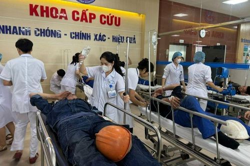 Yêu cầu đình chỉ bếp ăn Nhà máy Đóng tàu Sông Cấm nghi khiến gần 130 người nhập viện