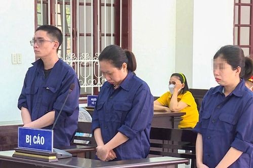 Lừa đảo, chiếm đoạt tiền của khách hàng, 3 bị cáo lĩnh 23 năm tù