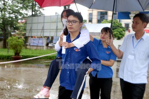 Những hình ảnh đẹp ngày thi đầu tiên tại các tỉnh vùng cao