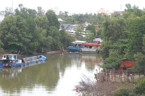 Sạt lở bờ kênh Bạc Liêu - Vàm Lẻo: Dừng nạo vét công trình