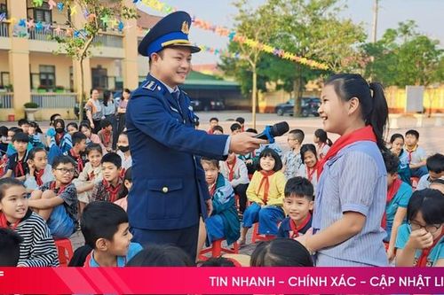 Lính cảnh sát biển Hải đội 102 sáng ngời phẩm chất Bộ đội Cụ Hồ