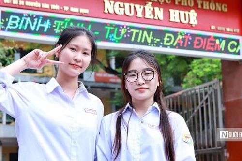 Nam Định: Thí sinh 'hồ hởi' kết thúc môn thi tiếng Anh