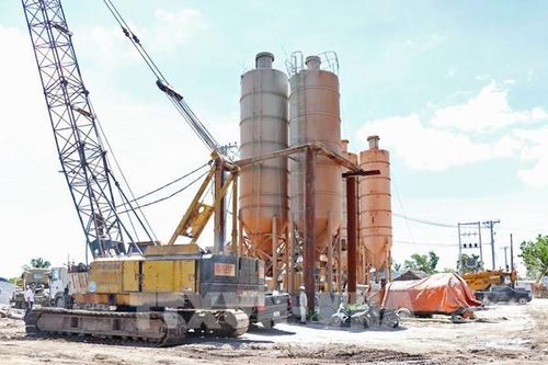 Thí điểm sử dụng cát biển đắp nền đường tại dự án thành phần đoạn Hậu Giang - Cà Mau