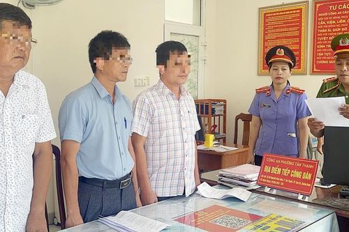 Lập khống hồ sơ đào tạo hơn 800 học viên lái xe