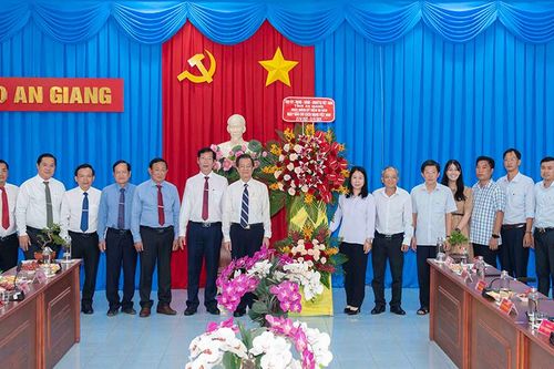 Hướng đến 100 năm nền báo chí cách mạng Việt Nam