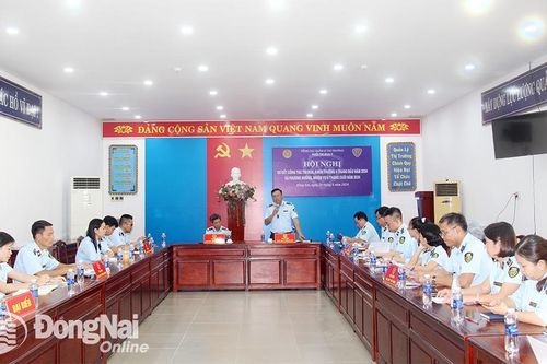 Khối thi đua quản lý thị trường phối hợp phòng, chống buôn lậu, hàng giả và gian lận thương mại