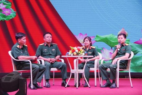 Trường Sĩ quan Thông tin: Tọa đàm 'Nâng cao nhận thức, trách nhiệm của quân nhân đối với bản thân, gia đình, đồng đội và đơn vị'