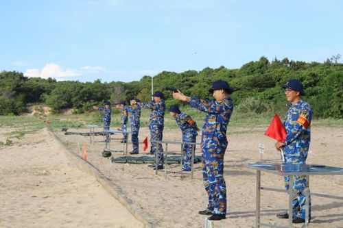 Lữ đoàn 957 tổ chức bắn đạn thật 6 tháng đầu năm