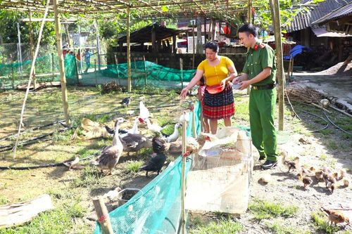 Thầm lặng vì bình yên của nhân dân