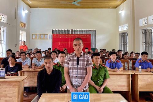 Chi Lăng: Xét xử lưu động 2 vụ tàng trữ trái phép chất ma túy