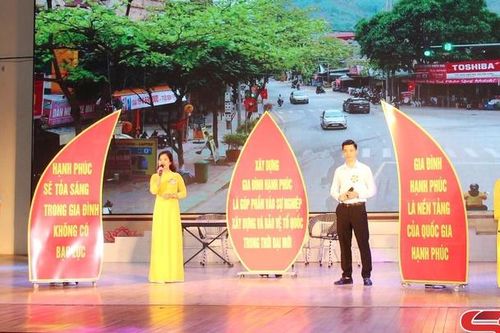 Xây dựng gia đình no ấm, bình đẳng, tiến bộ, hạnh phúc