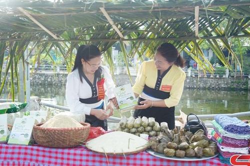 Lễ mừng cơm mới ở Phù Yên