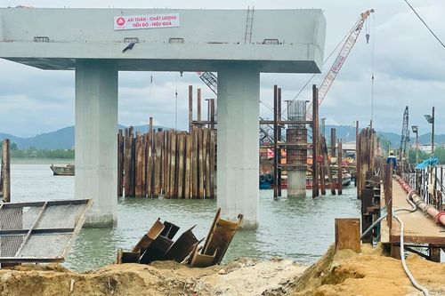 Quảng Bình: Phát hiện nhiều hang karst khi thi công dự án cao tốc Bắc - Nam