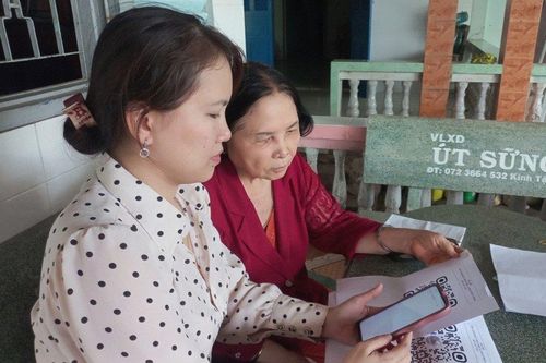 Long An: Áp dụng công nghệ mã QR trong việc thu gom rác thải nhựa và chai thủy tinh