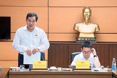 Triển khai kế hoạch xây dựng dự án Luật Quản lý và đầu tư vốn Nhà nước tại doanh nghiệp