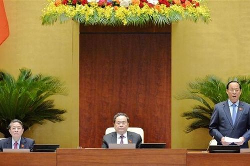 Quốc hội thông qua Luật sửa đổi, bổ sung một số điều của Luật Cảnh vệ