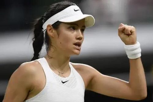 Emma Raducanu dừng bước tại Eastbourne International
