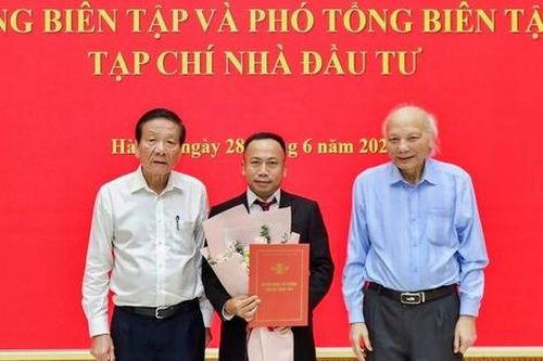 Nhà báo Phạm Đức Sơn làm Tổng Biên tập Tạp chí Nhà đầu tư