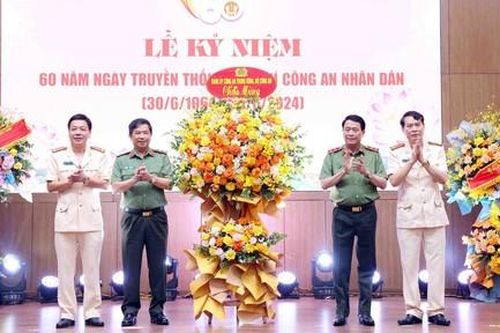 Lễ kỷ niệm 60 năm ngày truyền thống Tạp chí Công an nhân dân
