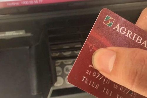 Thẻ Agribank bao lâu hết hạn?