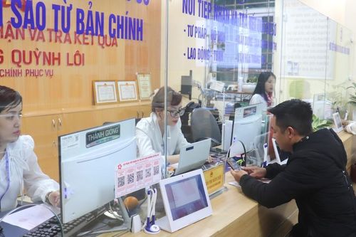 Quận Hai Bà Trưng: hằng quý, chính quyền phường đối thoại với người dân
