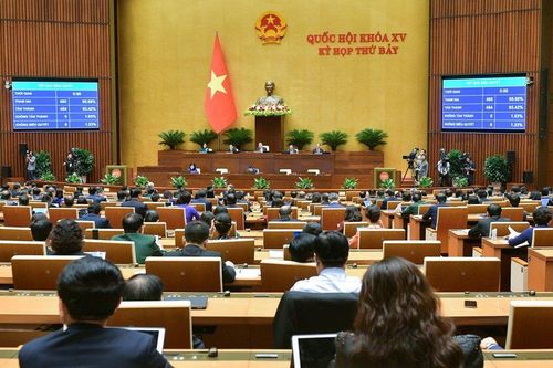 Việc sản xuất, kinh doanh dao có tính sát thương cao phải thực hiện khai báo